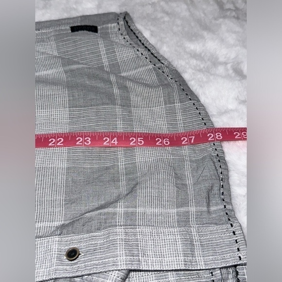 Prana Men’s Button Down Collared Grey Short Sleeve Shirt Size Medium - Picture 8 of 8